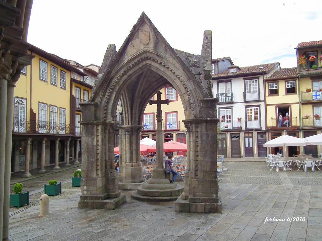 Guimaraes: A Slow Itinerary for Guimaraes, Portugal